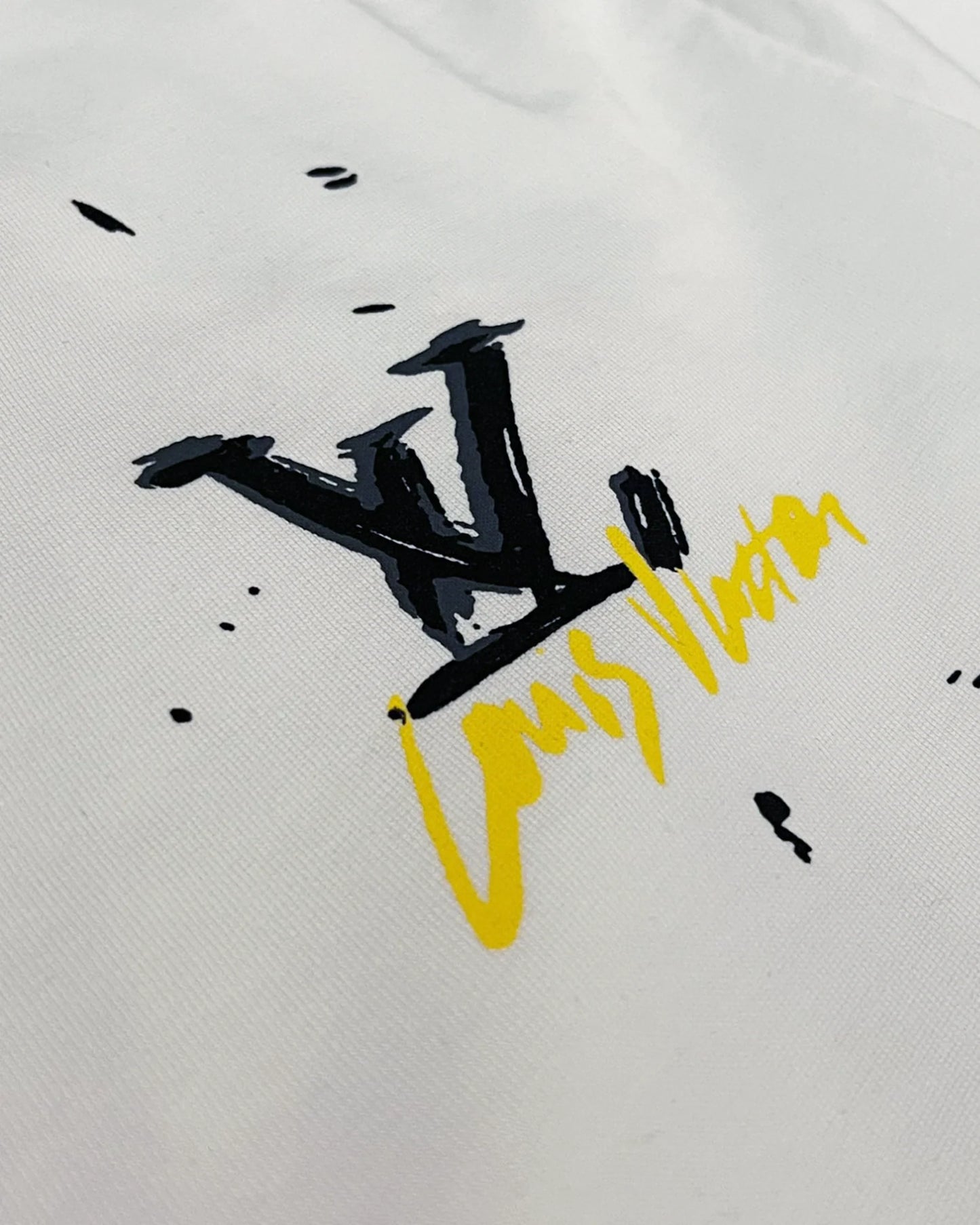 Louis Vuitton - LV Circle Graffiti Logo T-Shirt - White