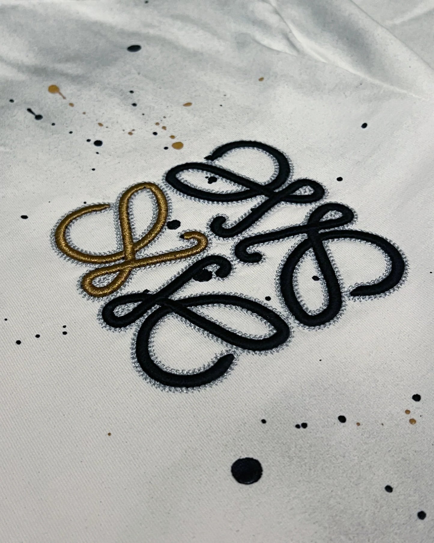 Loewe - Black/Gold Logo Embroidery T-Shirt - Dirty White