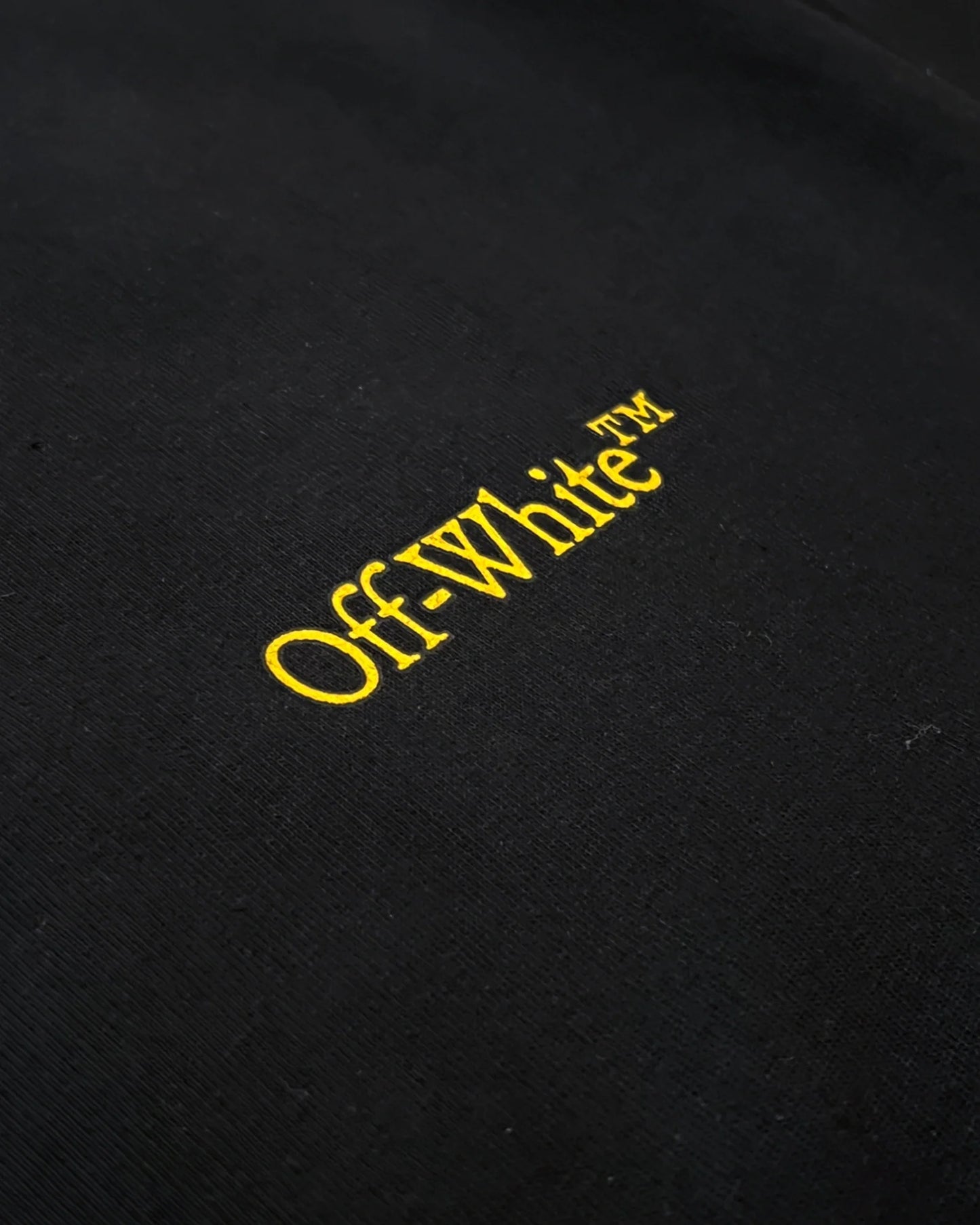 Off-White - Tape Measure Arrow T-Shirt - Black