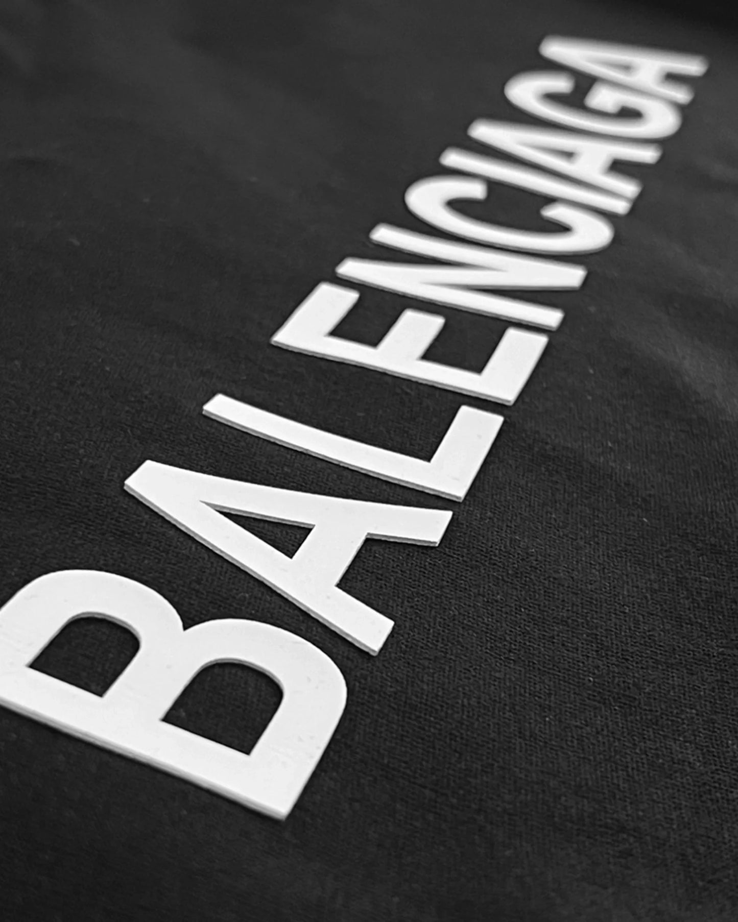 Balenciaga - Logo T-Shirt - Black