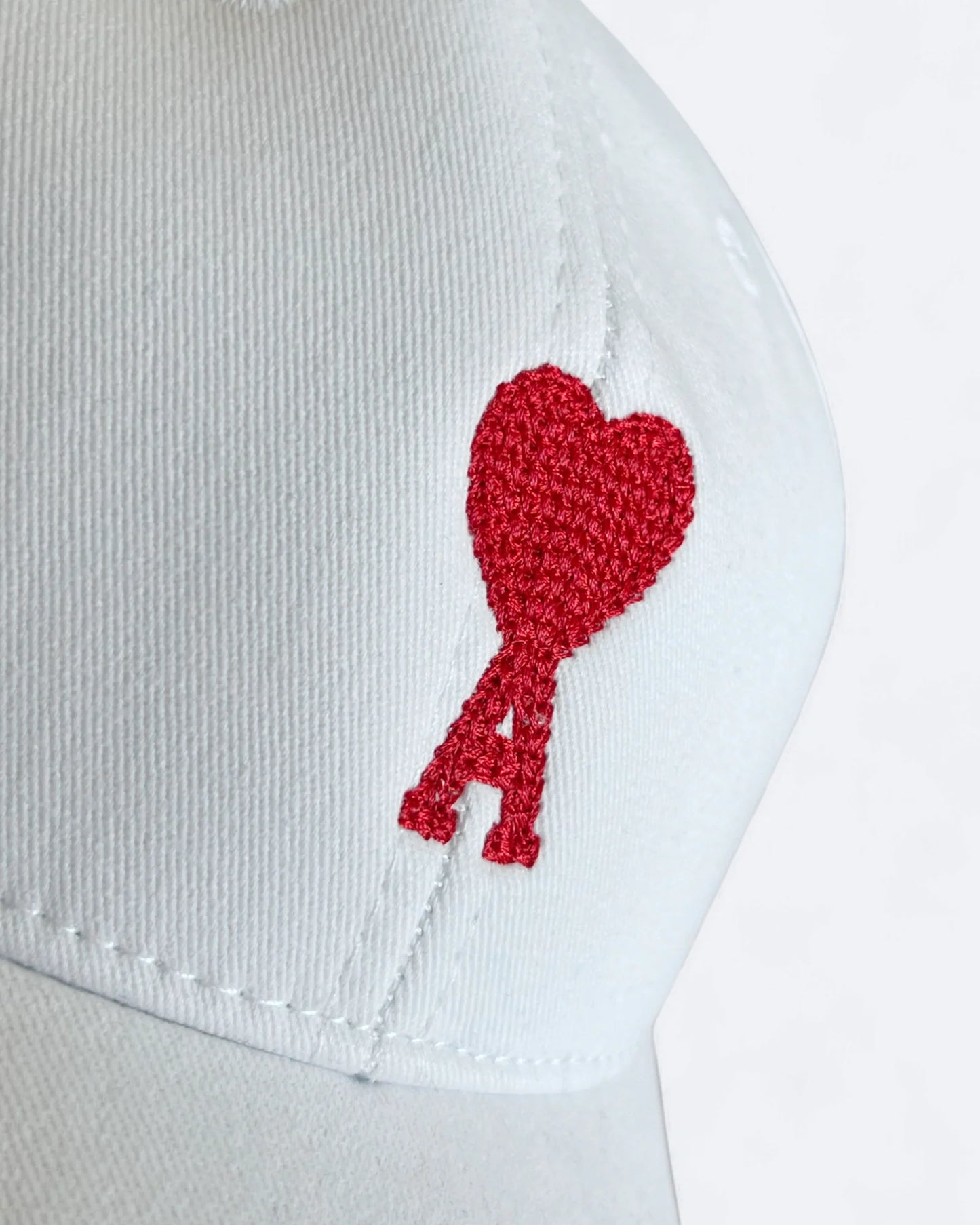 AMI - Logo Embroidery Cap - White