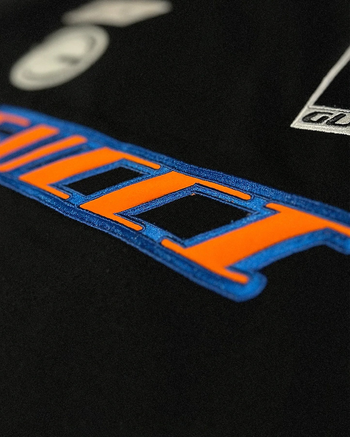 Gucci - Logo Archieve Oversized T-Shirt - Black