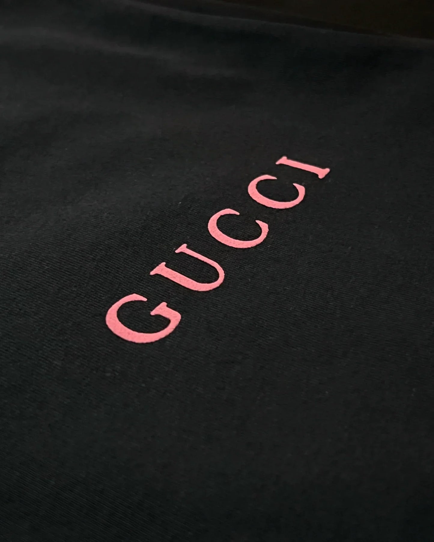 Gucci - Pink Logo T-Shirt - Black