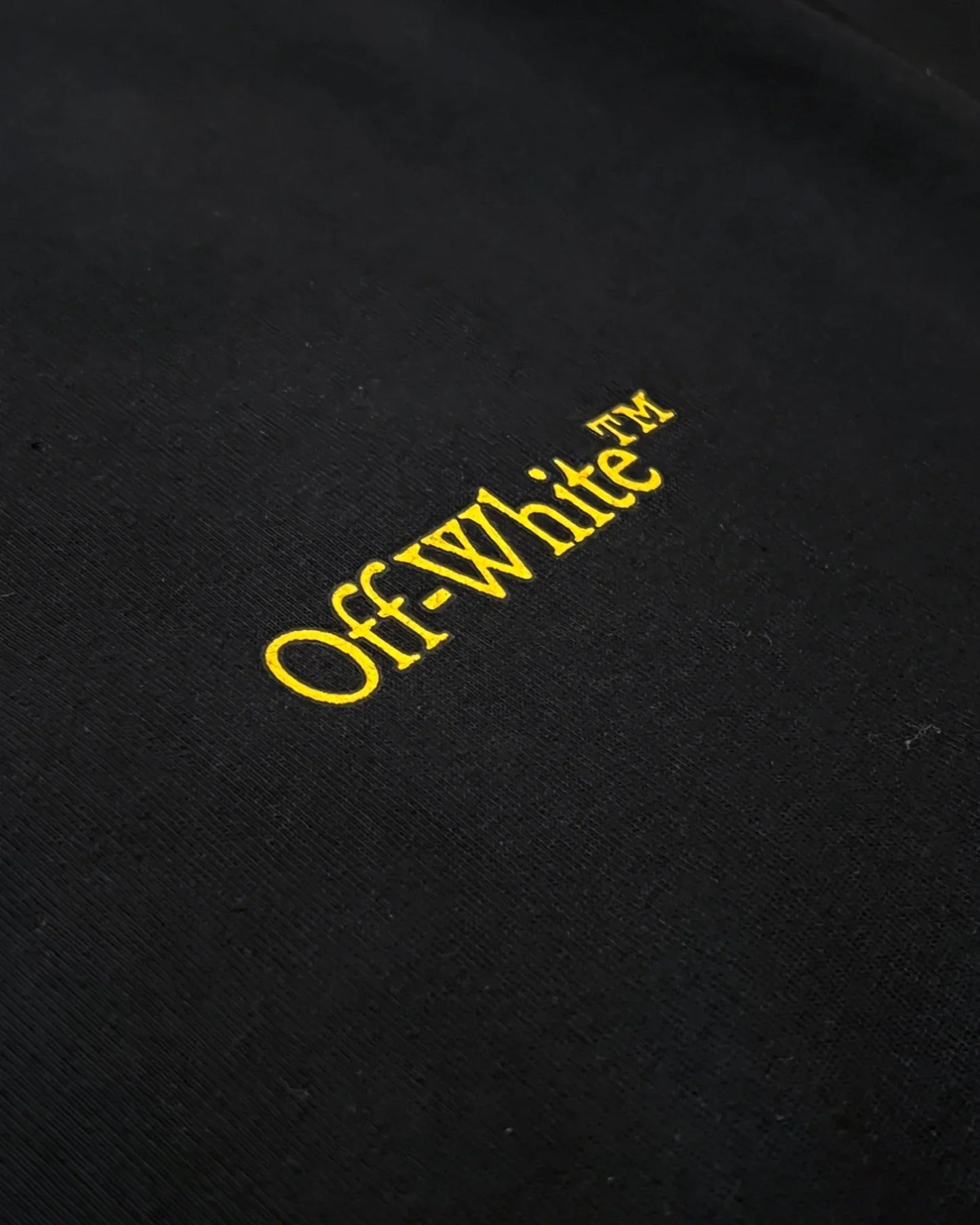 Off-White - Tape Measure Arrow T-Shirt - Black