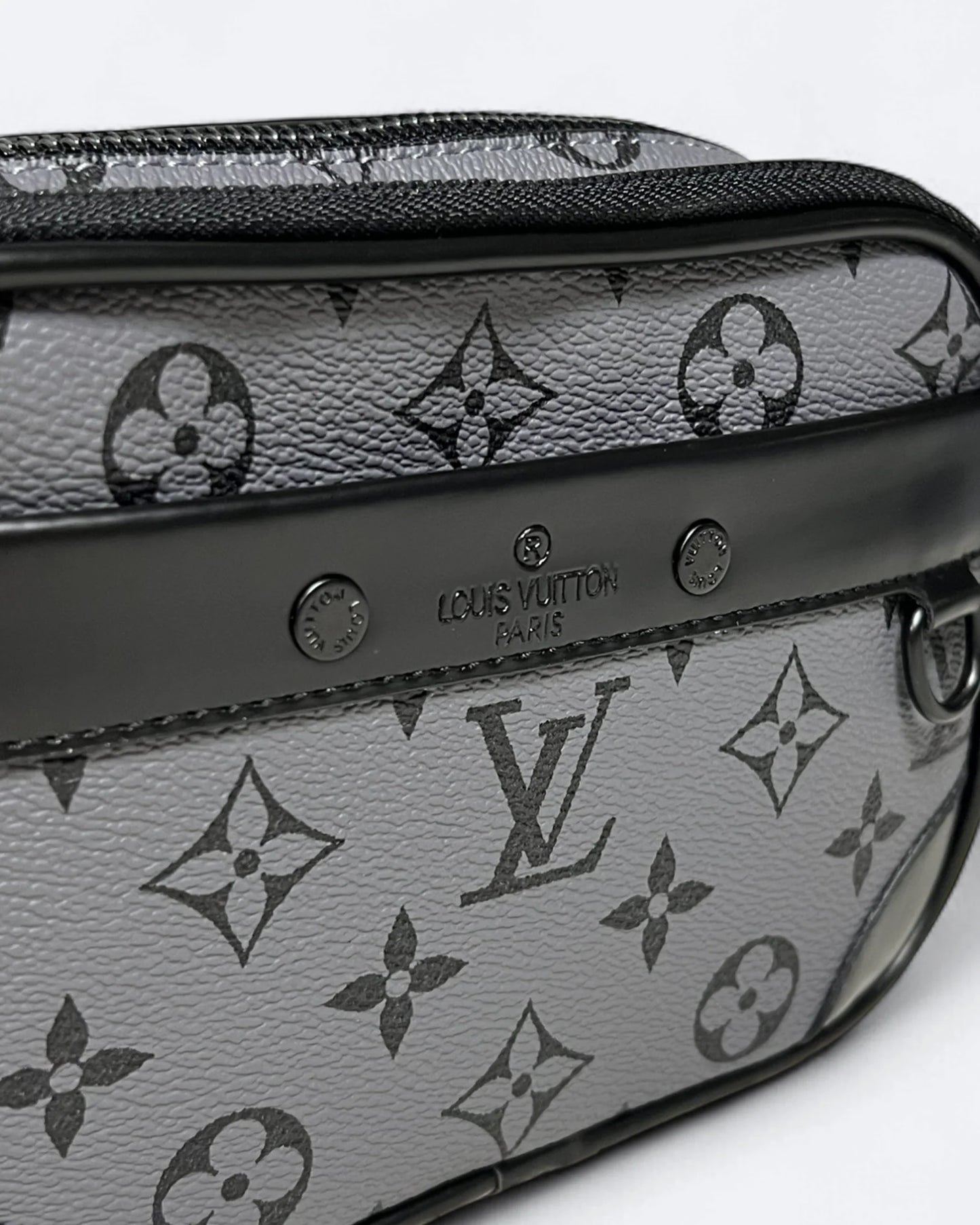 LVTN - Alpha Crossbody Bag - Gray