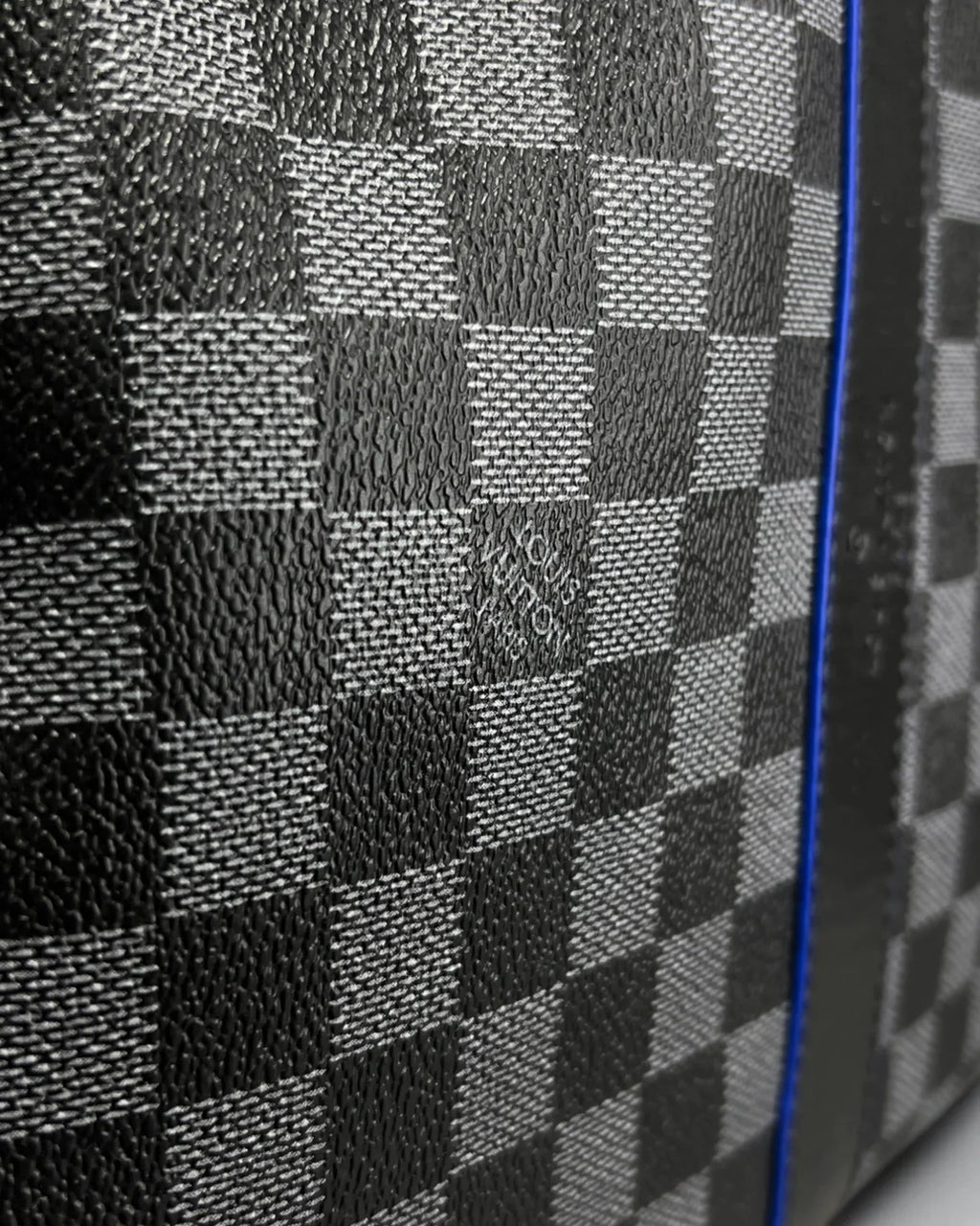 Louis Vuitton - Damier Duffle Bag - Black