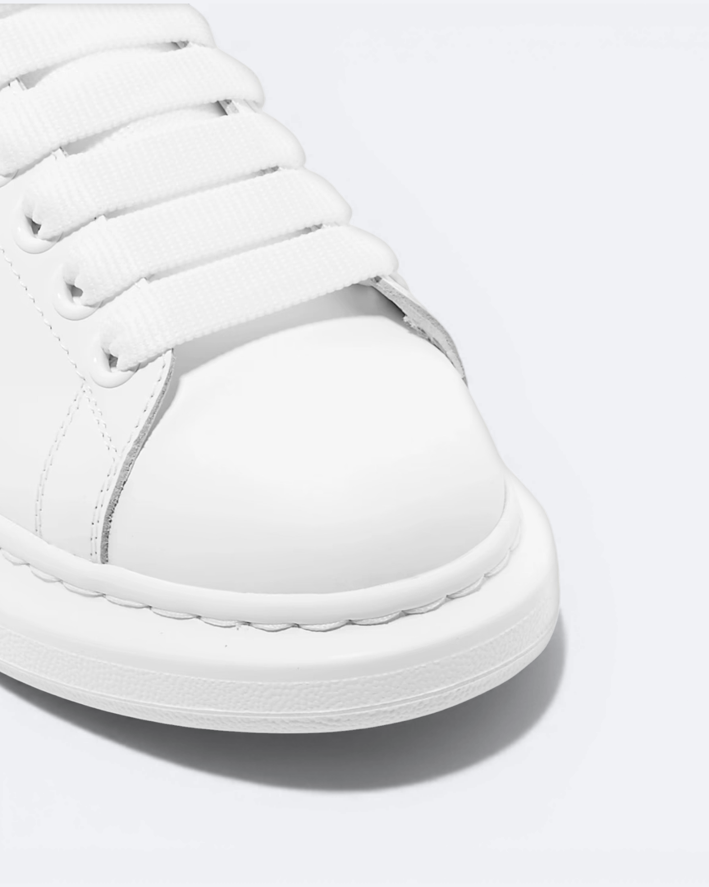 Alexander McQueen - Oversized Sneakers - White/Black